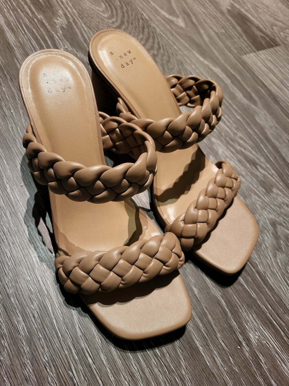 Sandals (A new day.)